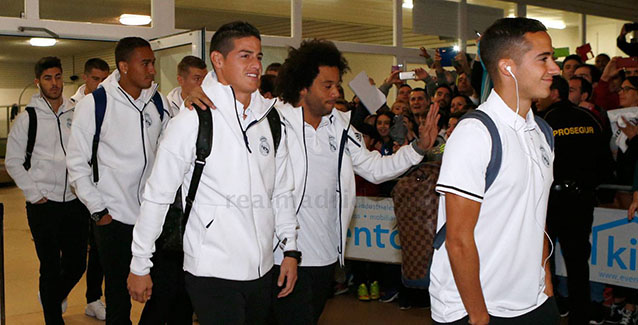 Marcelo y James a su llegada a Vitoria